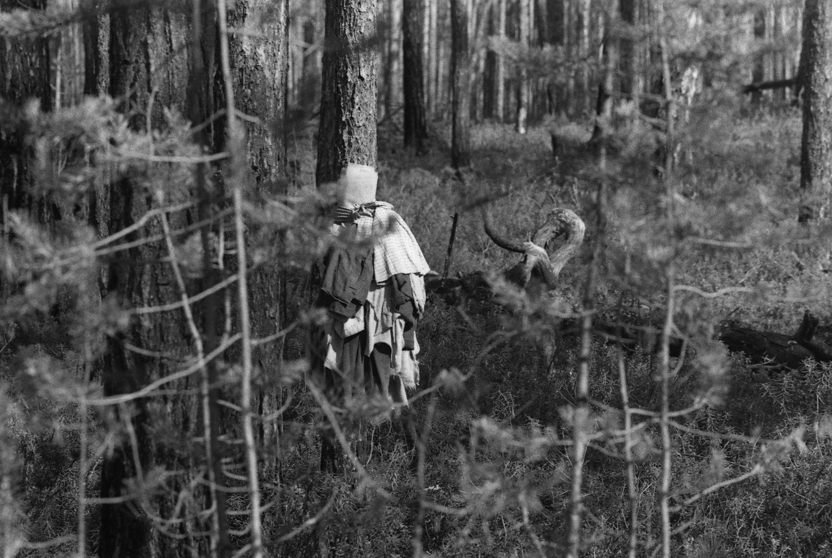 Tõltšinite juures (1988) - Foto Enn Säde