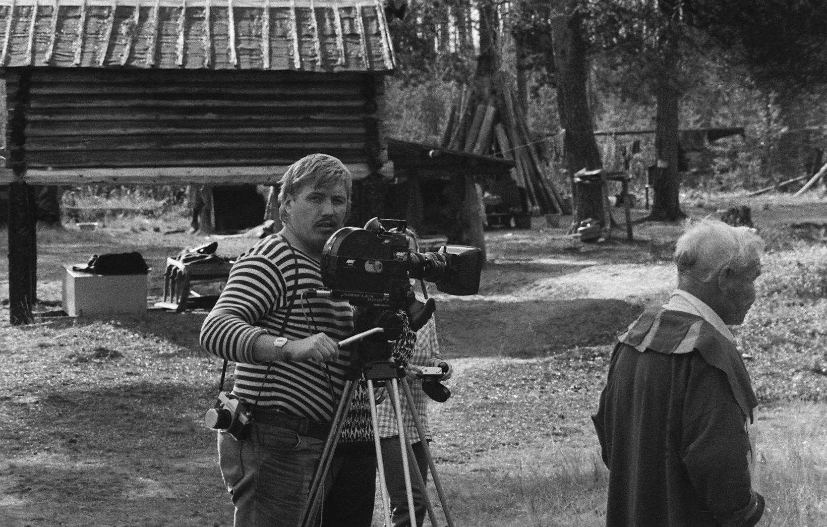 Filmivõtete argipäevad (1988) - Foto Enn Säde