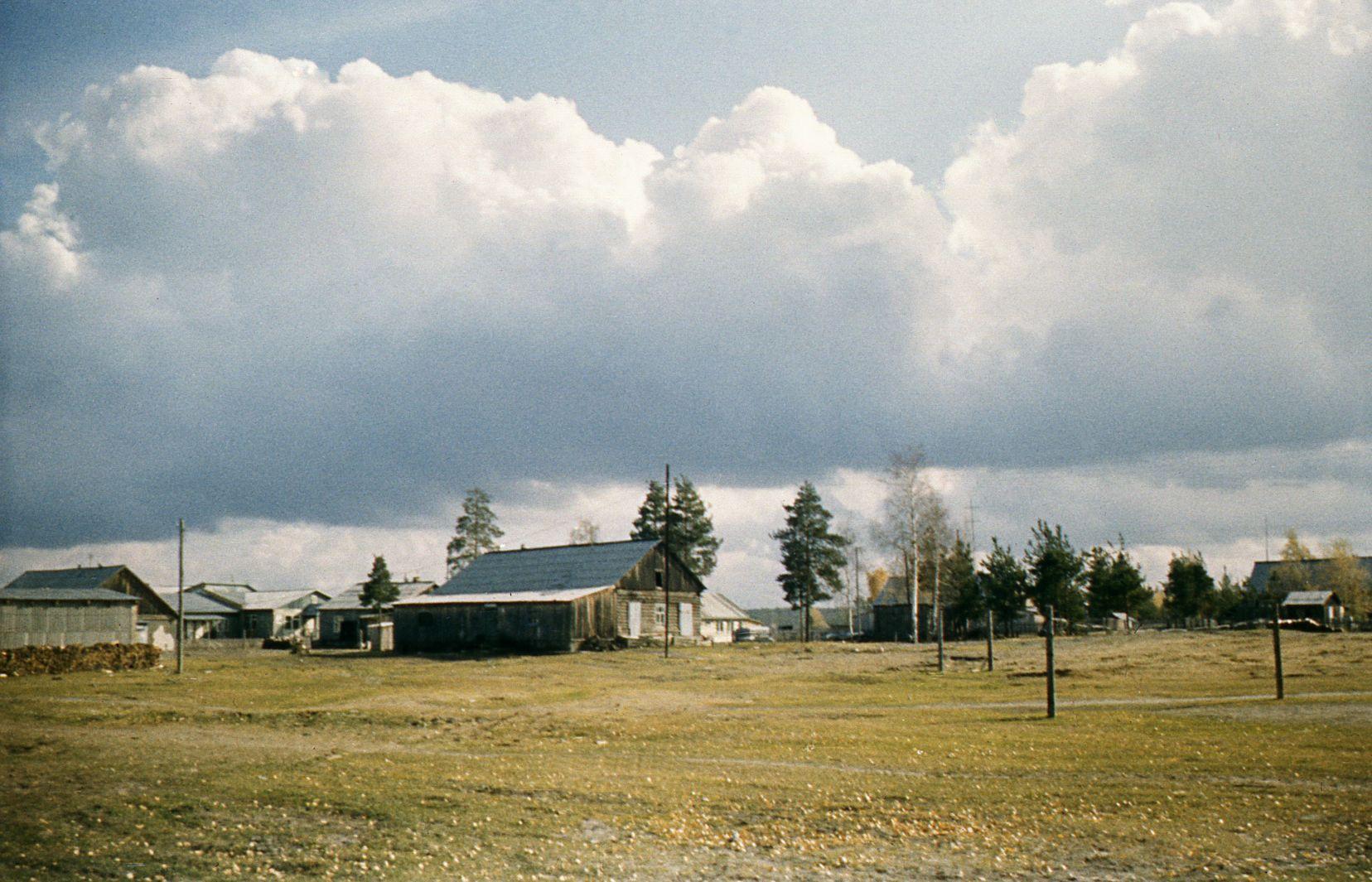 Filmigrupp Agani külas Siberis (1985) - Foto Ago Ruus