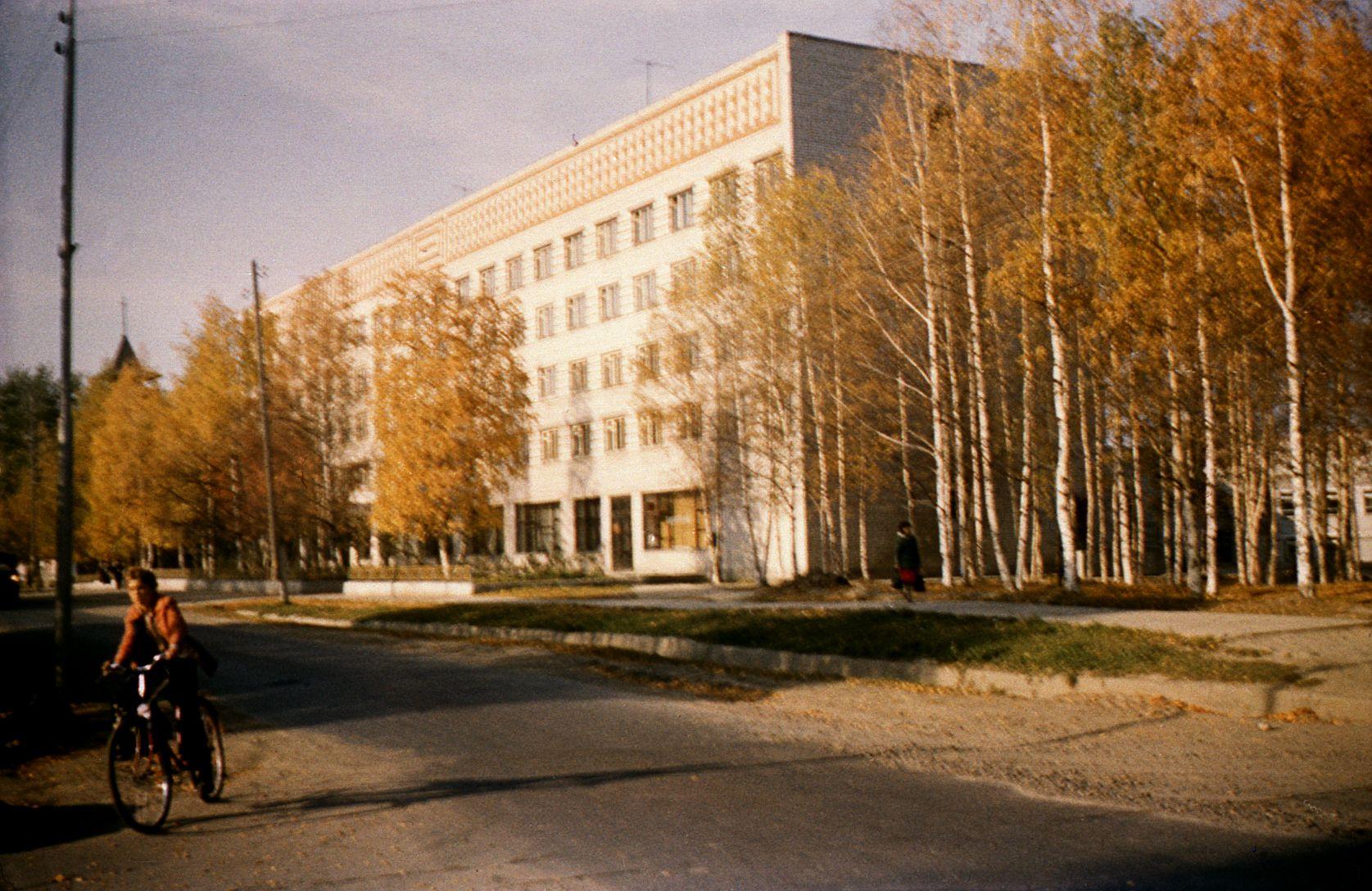 Filmigrupiga Siberi linnas Surgutis (1985) - Foto Ago Ruus