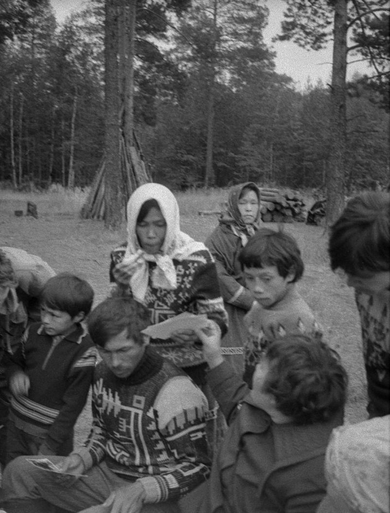 1985. aasta fotode vaatamine - Foto maie Jõgi