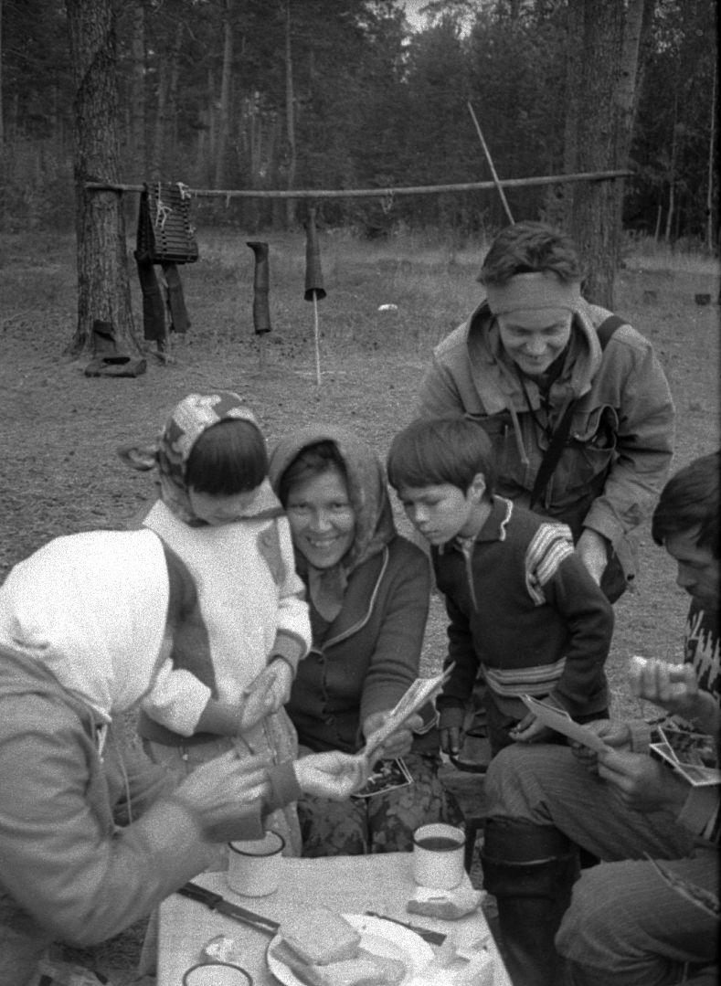 1985. aasta fotode vaatamine - Foto maie Jõgi