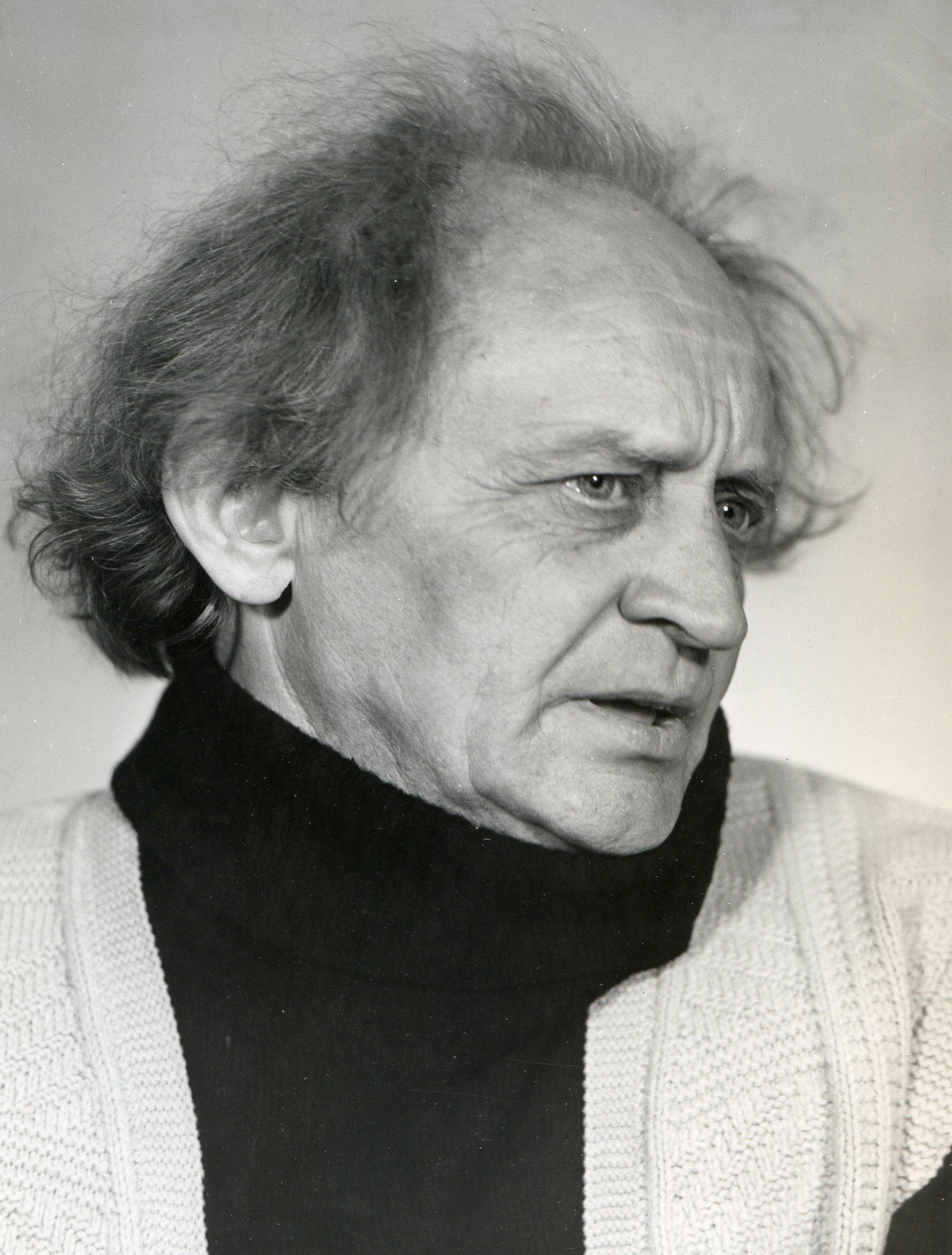 Mängufilm „Täna öösel me ei maga“ (2004) - Kostüümikunstnik Mare Raidma - Foto Ago Ruus - Mare Raidma kogu
