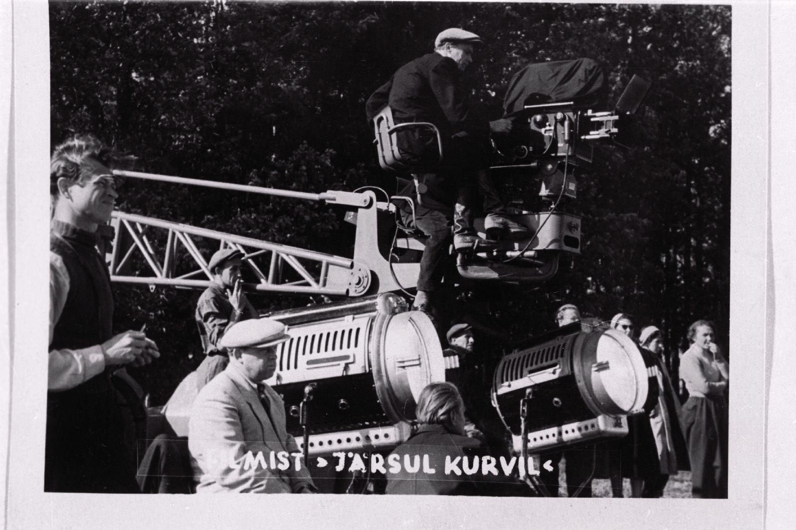 Mängufilm „Pöördel“ (1957) - Filmiarhiivi kogu